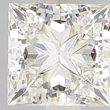 Load image into Gallery viewer, LG635453208 - 2.12 ct princess IGI certified Loose diamond, I color | VVS2 clarity
