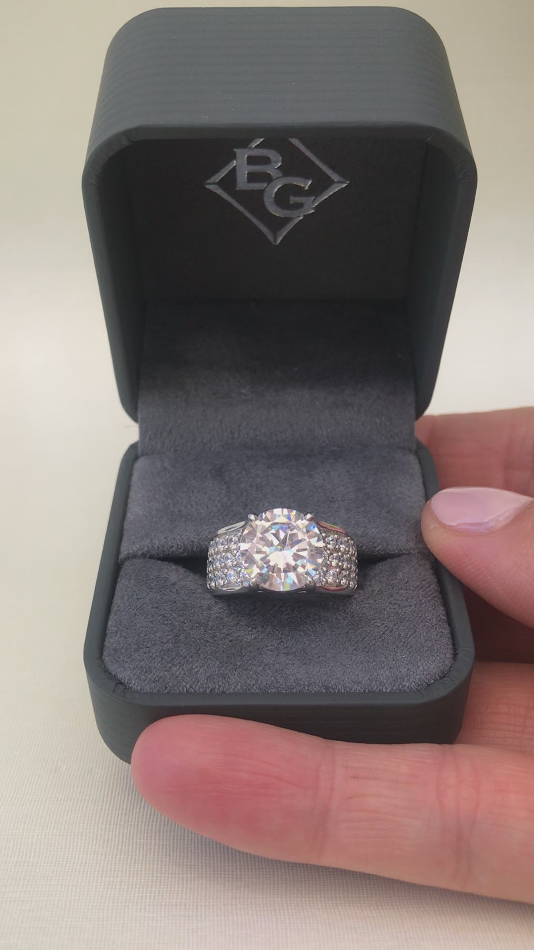 Video of Ben Garelick BGLG 4 Carat Round Cut Lab-Grown Tension Style Diamond Engagement Ring