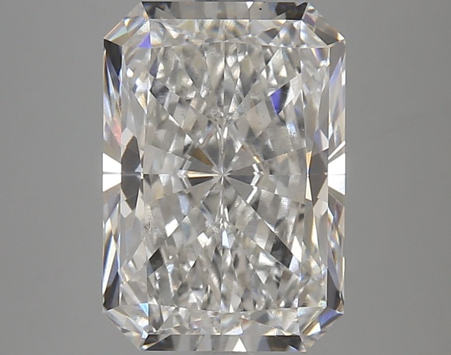 LG623415783- 4.22 ct radiant IGI certified Loose diamond, F color | VS2 clarity